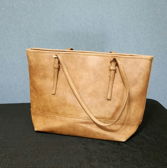 Urban Expressions tan tote bag - Picture 1 of 10
